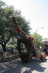 v2006_ArtCar_3_Parade 437 